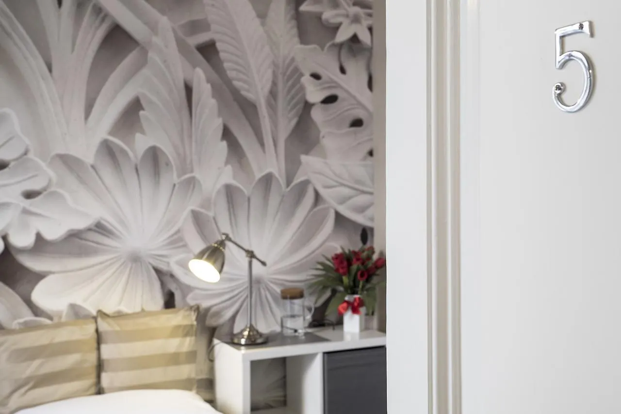 *** Oda ve Kahvaltı Rossocorallo B&B Katanya İtalya